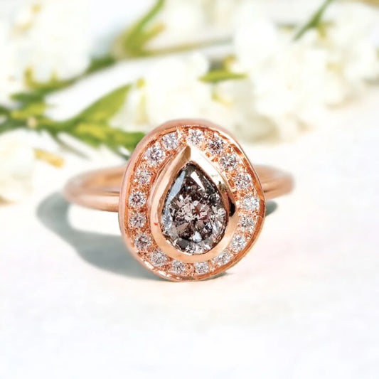 Victorian Salt & Pepper Diamond Ring – Timeless Romance & Prestige