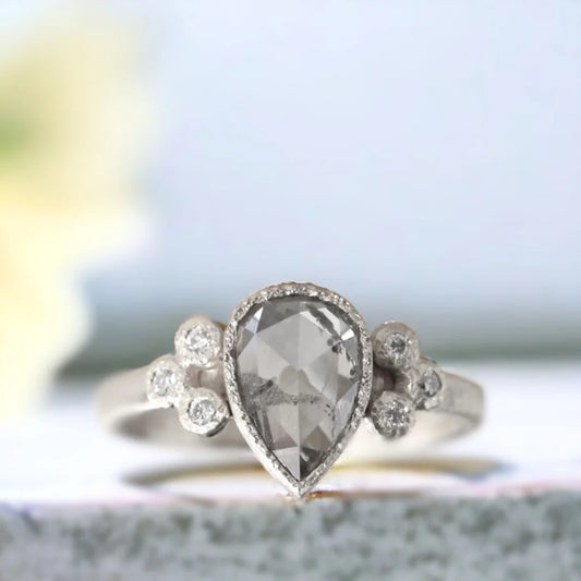 Salt & Pepper Diamond Ring – Frosted Flame Natural Diamond in Gold