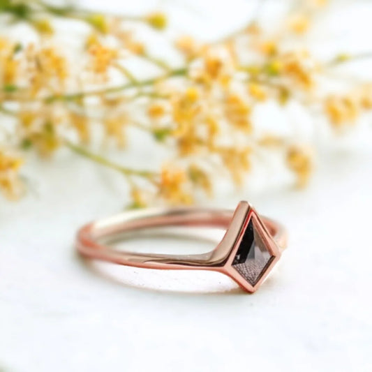 Minimalist Salt & Pepper Diamond Promise Ring – Elegant Engagement Jewelry