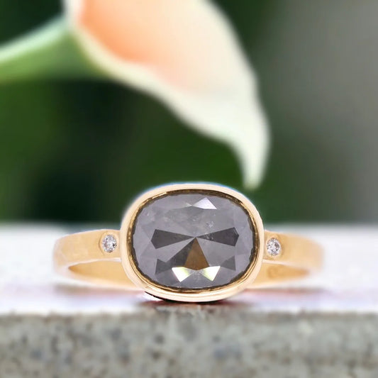 Rectangular Gray Rose-Cut Diamond Ring with Accent Diamonds in Rose Gold