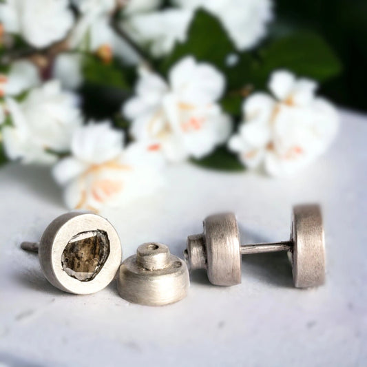 Vintage Floral Stud Earrings with Garden Inspired Design