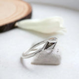 Grace in the Breeze Parafoil Kite Diamond Ring, Minimalist Salt And Pepper Diamond Ring