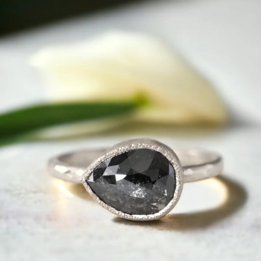 Pear-Shaped Salt & Pepper Diamond Ring in Bezel Setting – Unique Natural Gem