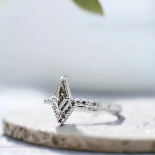 Kite-Cut Salt & Pepper Diamond Engagement Ring – President Impax