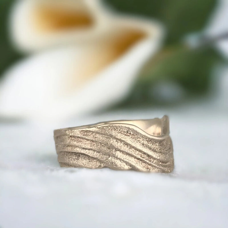 Rose Sandy Splendor Solid Gold Wedding Band, Floral Filigree Gift Band