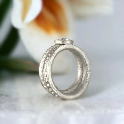 Celtic Annan Wedding Band Set with Gemstone Mount