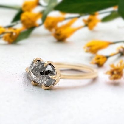 Exquisite Radiance Salt and Pepper Diamond Ring Timeless Sparkle
