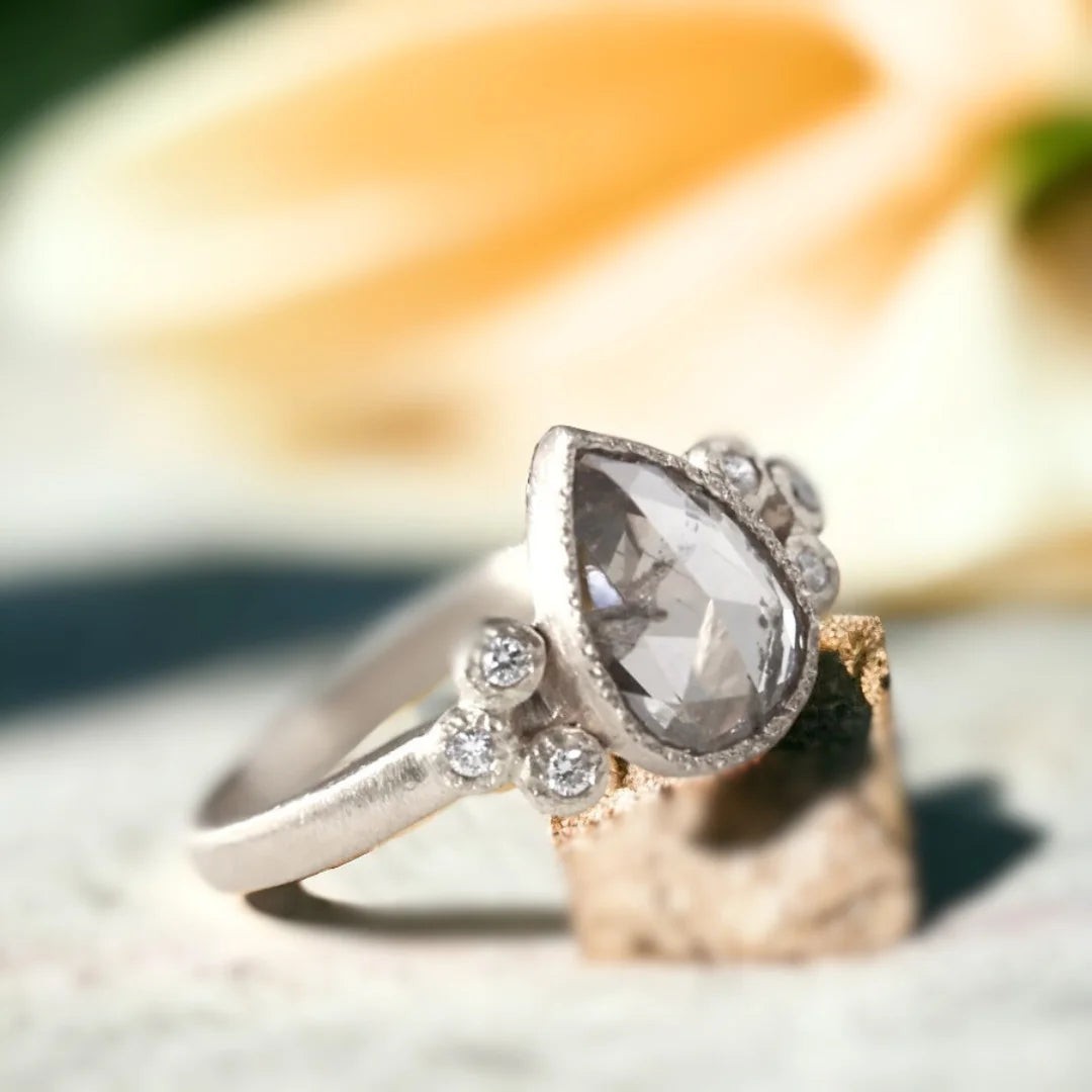 Salt and Pepper Diamond Ring Frosted Flame Natural Diamond Gold