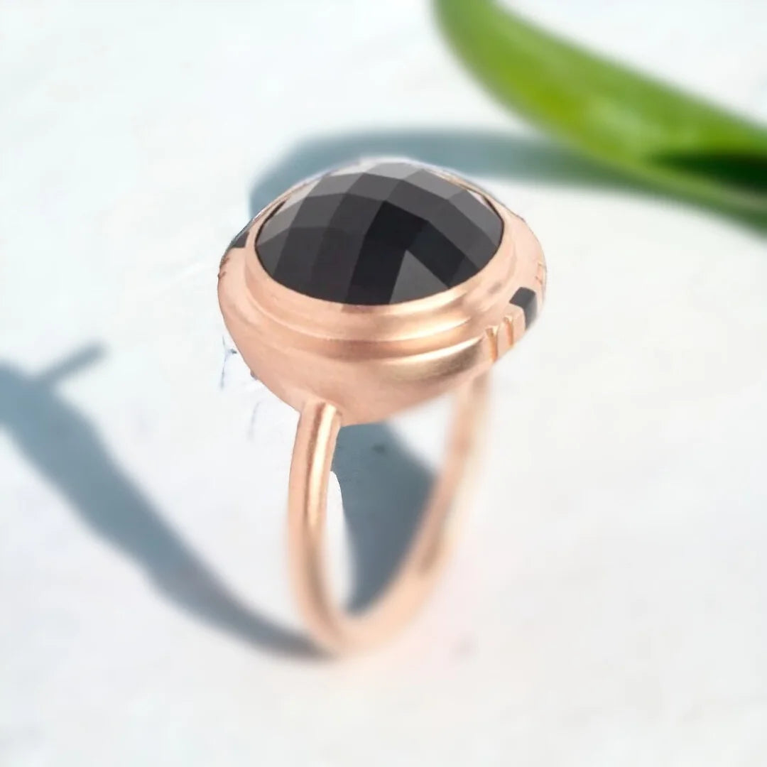 Black Salt and Pepper Diamond Ring Round Chex Cut Vintage Gold Ring featuring a round chex-cut black salt and pepper diamond center stone in vintage gold style with a straight shank band and minimal contemporary geometric design appeal.