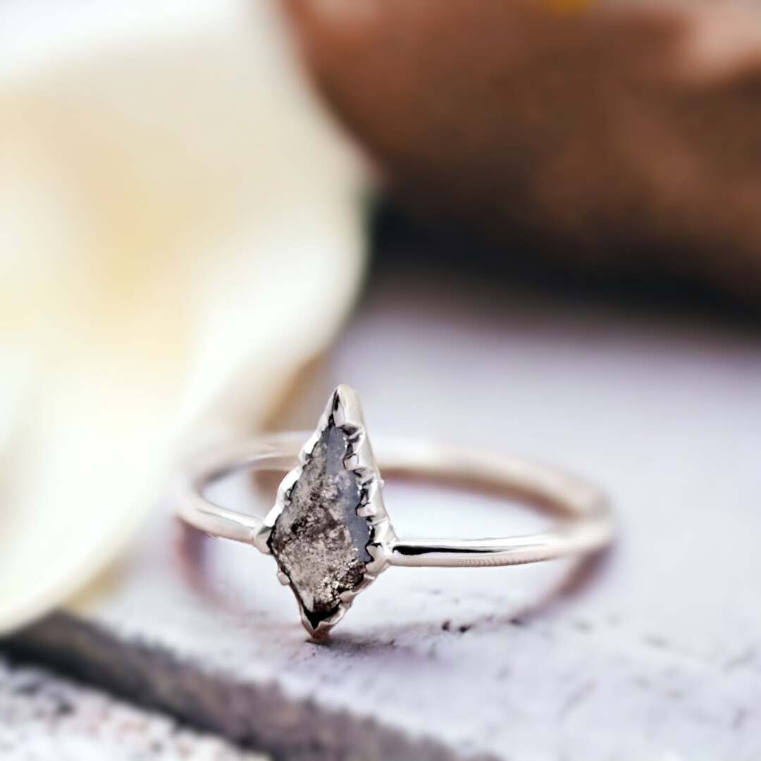 Kite Salt and Pepper Diamond Ring, Handmade Solitaire Design featuring a natural kite-cut salt-and-pepper diamond in a solitaire setting with a straight shank band and modern geometric ring design.